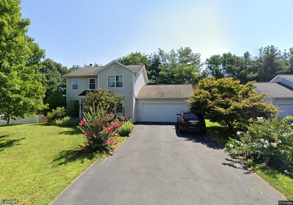 18 Hawthorne Ln unit 20, Poughkeepsie, NY 12603 - photo 1