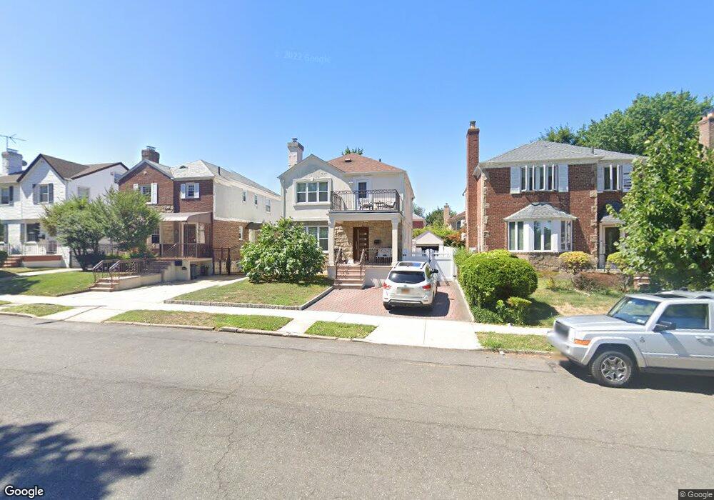 8138 193rd St, Hollis, NY 11423 - photo 1