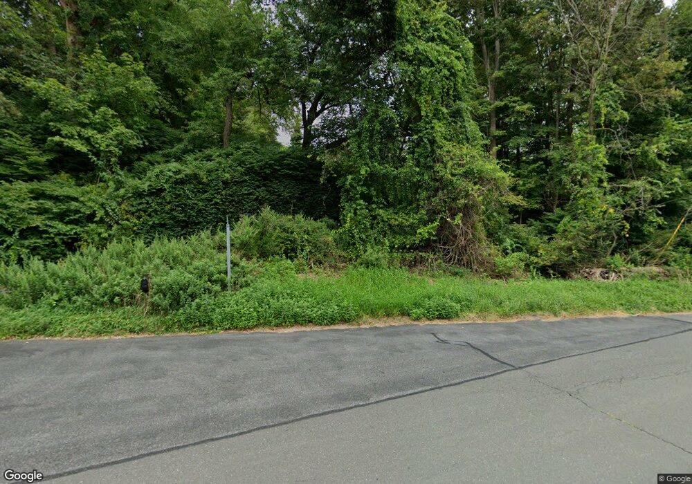 4 Charcoal Ave, Middlebury, CT 06762 - photo 1