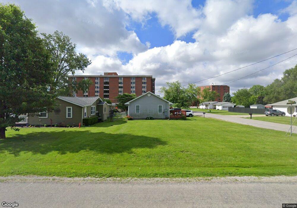 79 Richmond Ave, Mattoon, IL 61938 - photo 1