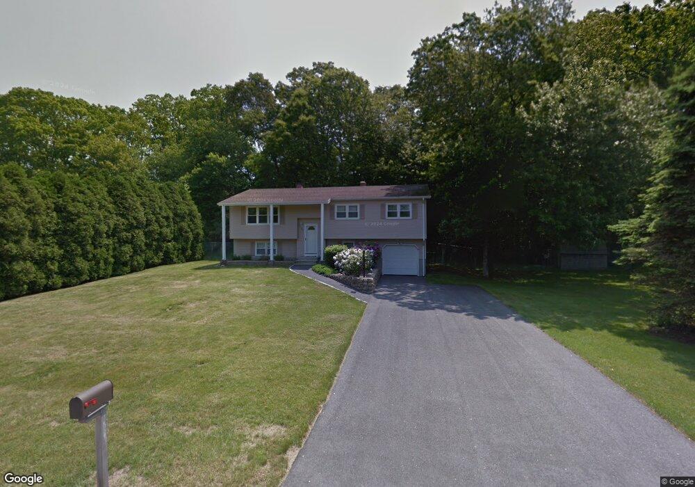 43 Robin Hollow Ln, Westerly, RI 02891 - photo 1