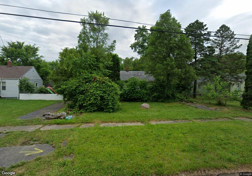 3149 Dakota Ave, Flint, MI 48506 - photo 1