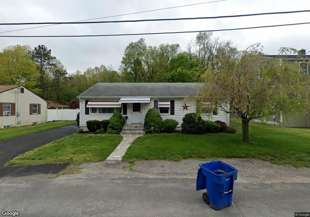 58 Lund Ave, Waterbury, CT 06705 - photo 1