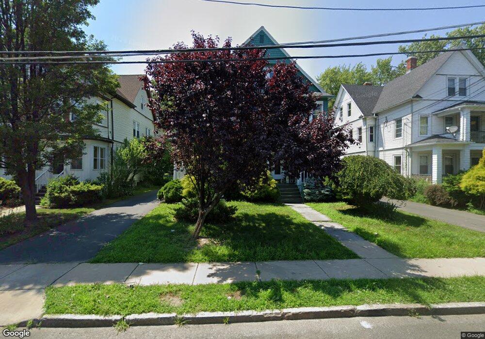15 Burton St, Hartford, CT 06112 - photo 1