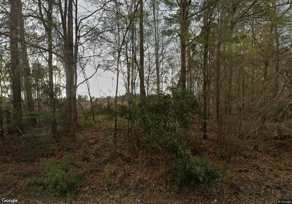 267 Otter Cir, Douglas, GA 31533 - photo 1