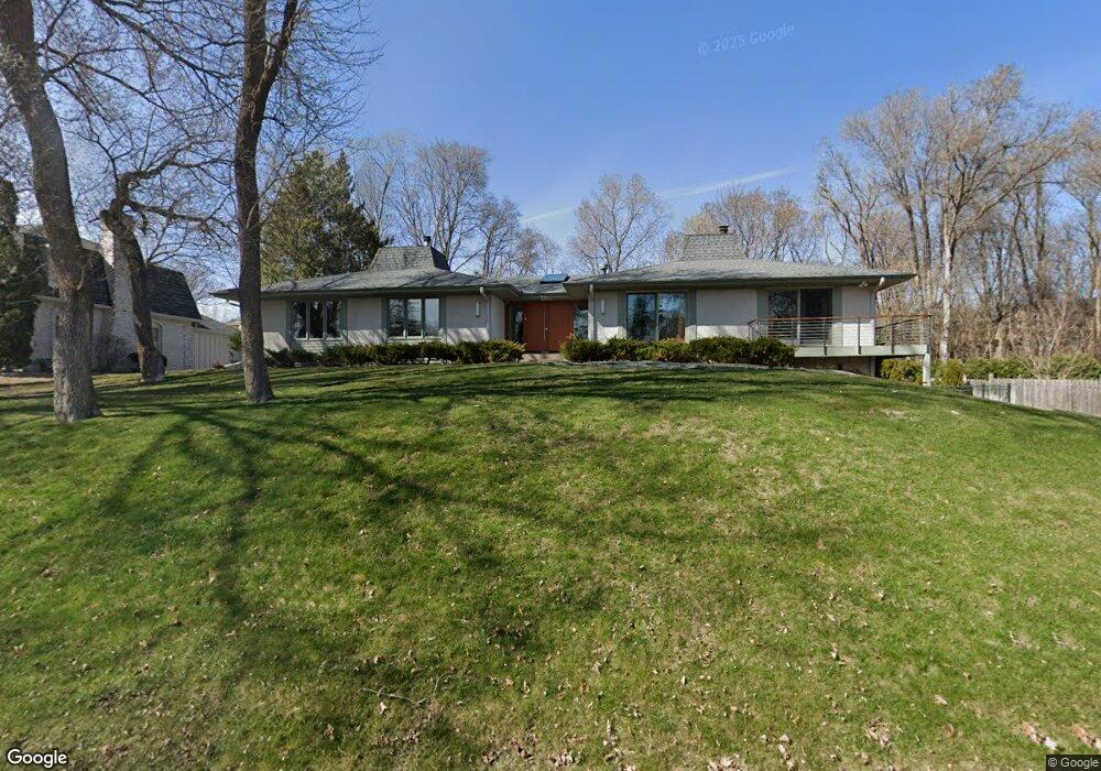 14618 Rocksborough Rd, Minnetonka, MN 55345 - photo 1