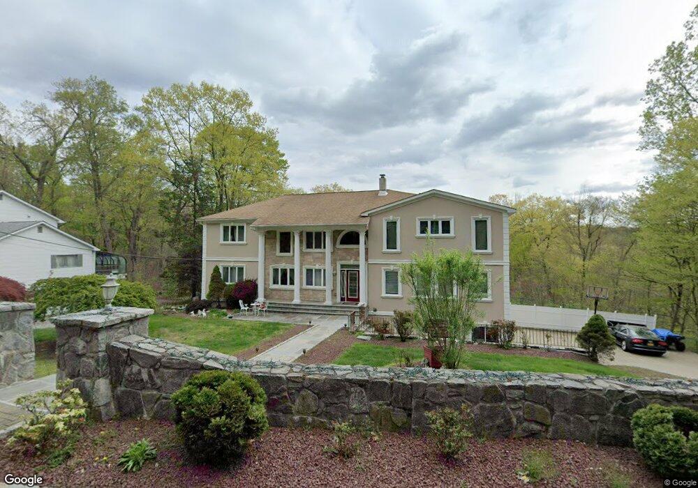 2500 Dunning Dr, Yorktown Heights, NY 10598 - photo 1