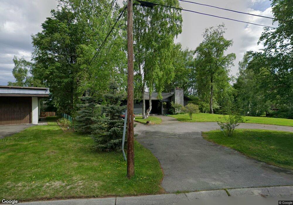 1231 Hillcrest Dr, Anchorage, AK 99503 - photo 1