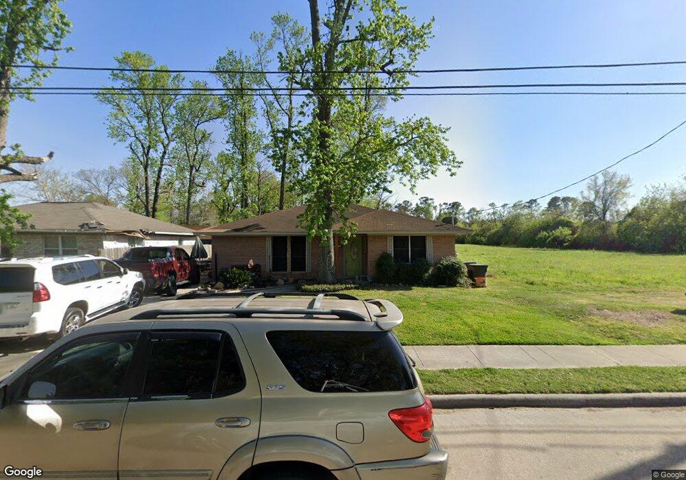 1815 S Victory Dr, Houston, TX 77088 - photo 1