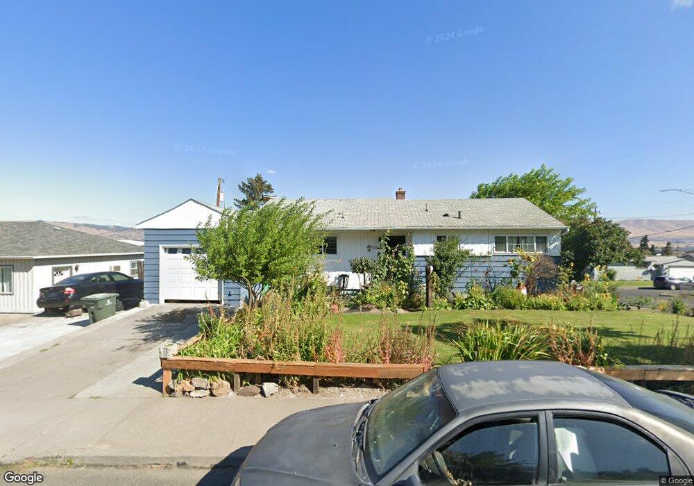 1729 E 14th St, the Dalles, OR 97058 - photo 1