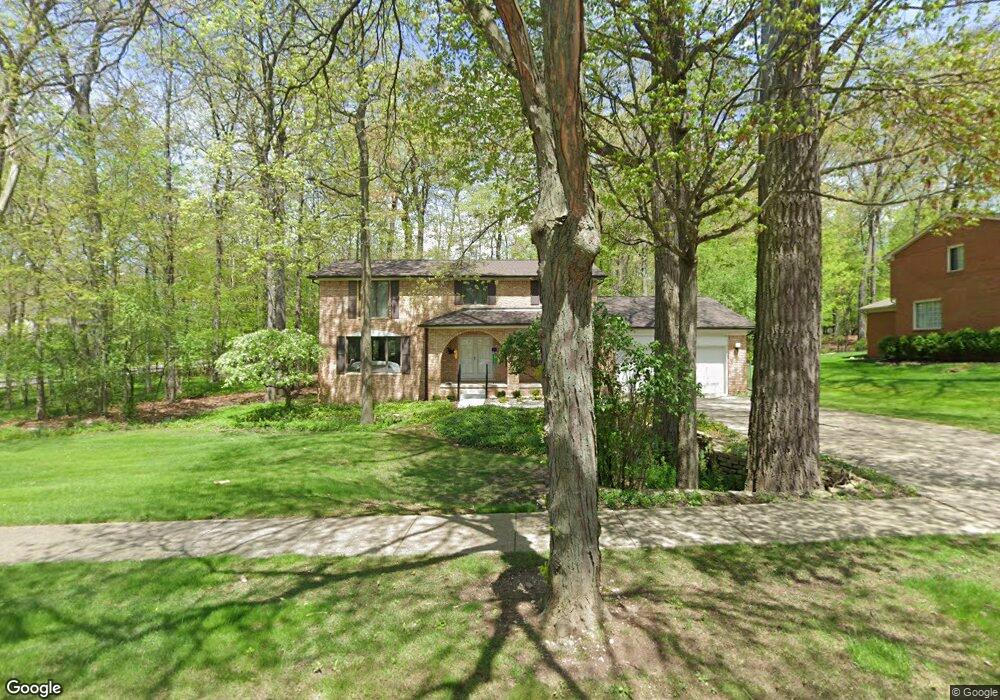 2504 Valleyview Dr, Troy, MI 48098 - photo 1