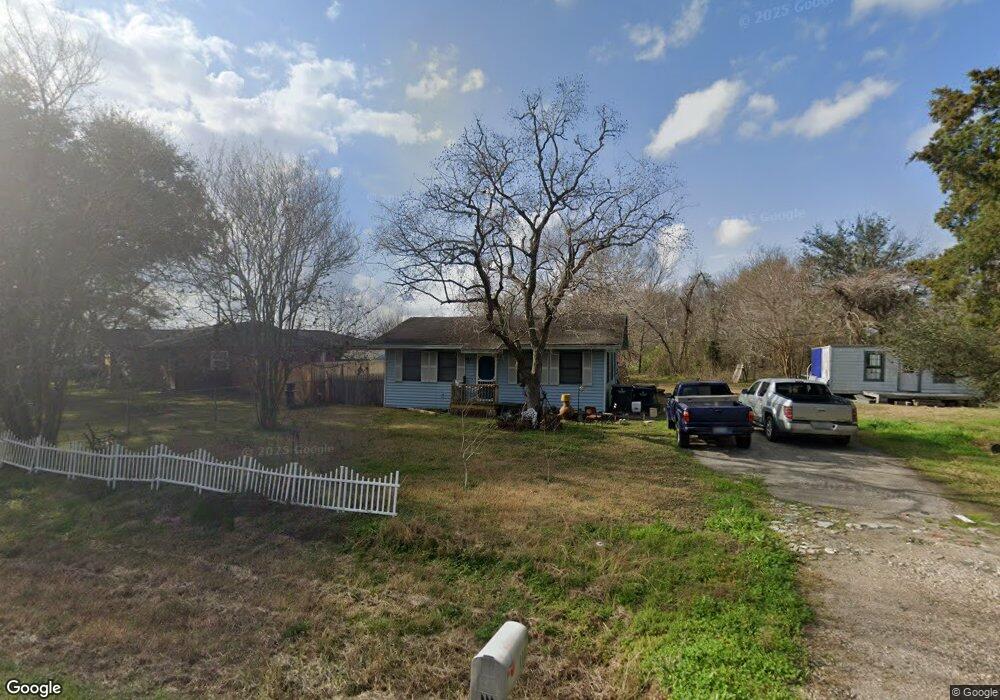 111 Heights Manvel Rd, Alvin, TX 77511 - photo 1