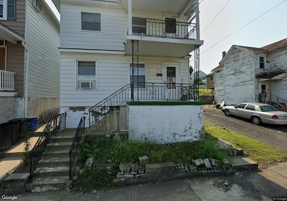 919 Hampton St, Scranton, PA 18504 - photo 1