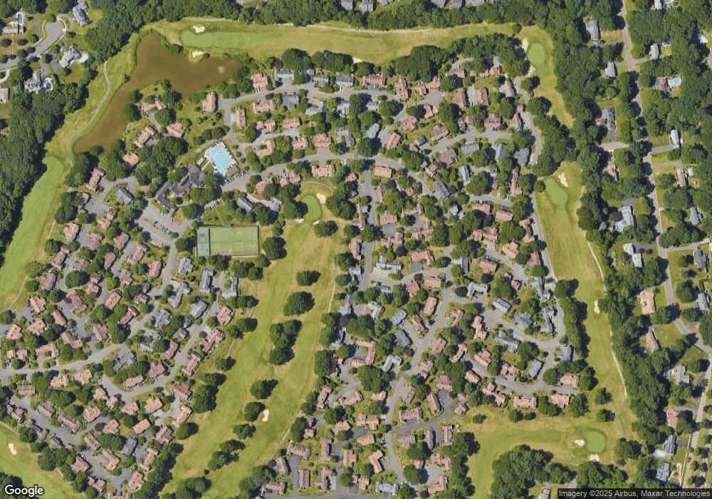 564 Pequot Ln unit A, Stratford, CT 06614 - photo 1