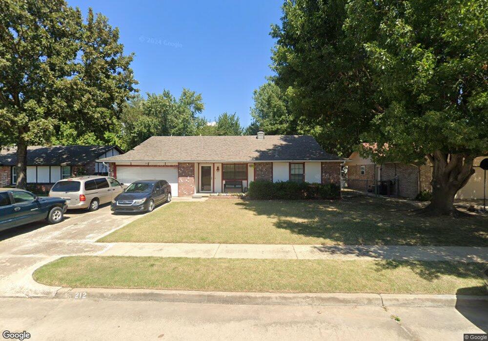 212 W Gary St, Broken Arrow, OK 74012 - photo 1