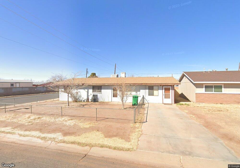 922 W Hillview St, Winslow, AZ 86047 - photo 1