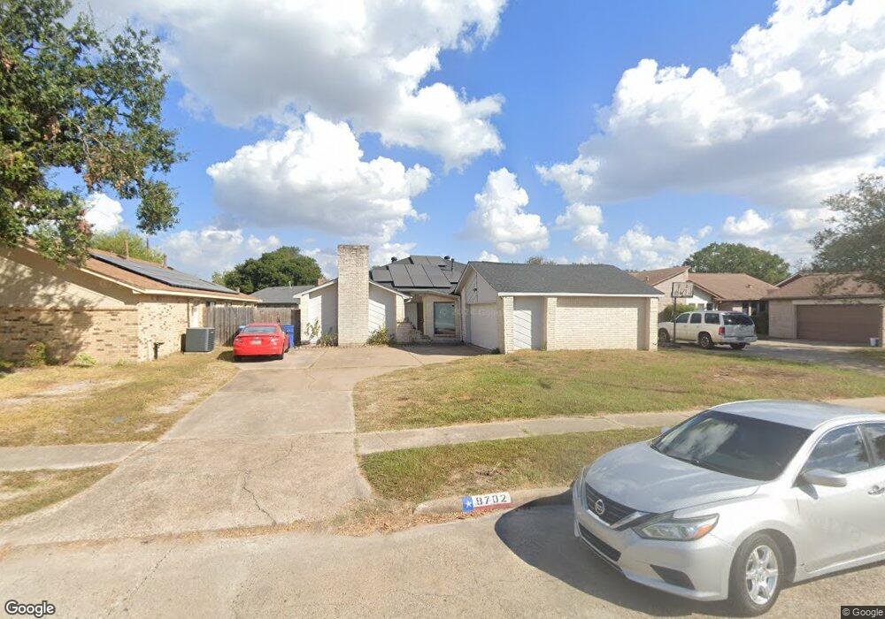 8702 Bold Forest Dr, Houston, TX 77088 - photo 1