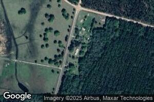 5720 Cross Rd, Broxton, GA 31519