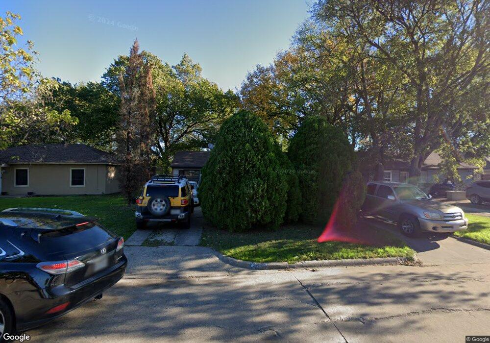 834 Cherokee Trace, Grand Prairie, TX 75051 - photo 1