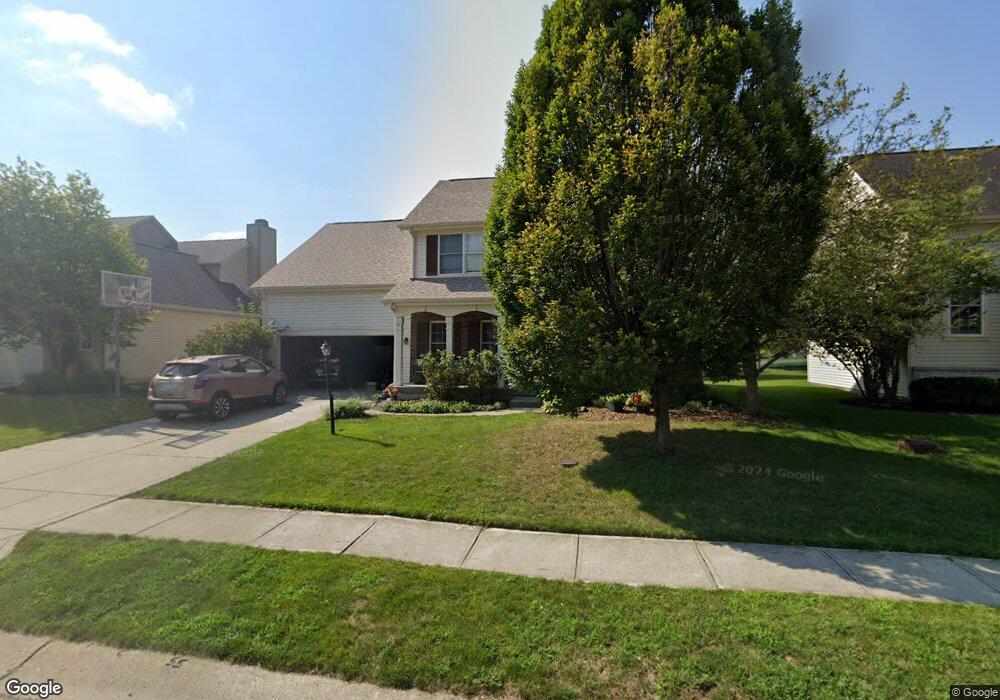 11947 Weathered Edge Dr, Fishers, IN 46037 - photo 1