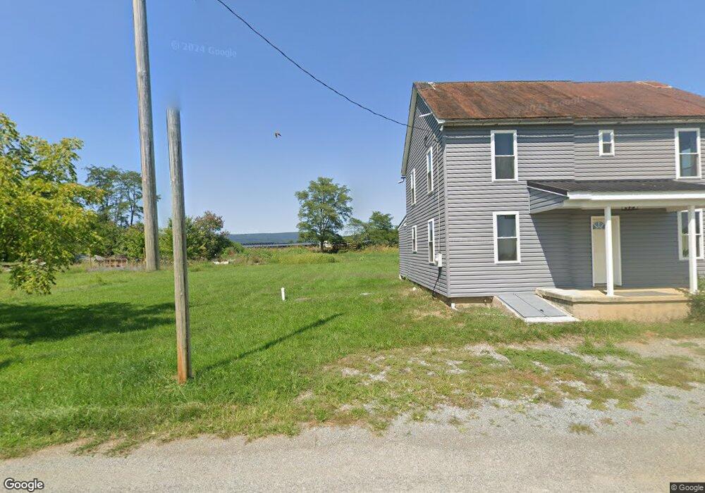 2585 Geibs Rd, Saint Thomas, PA 17252 - photo 1