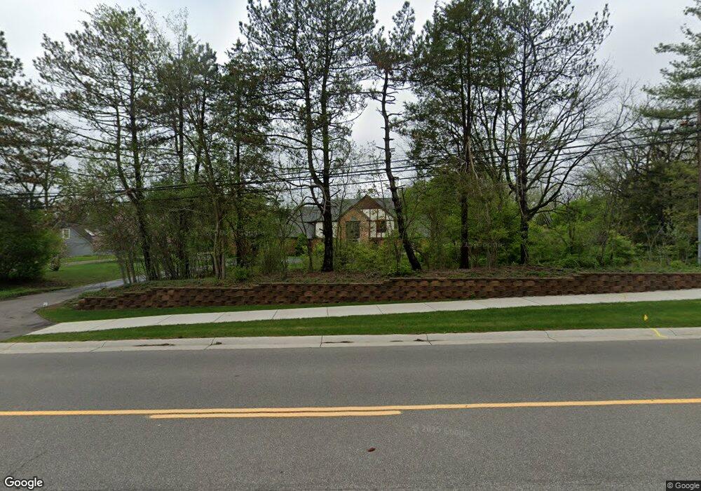 5375 N Adams Rd, Bloomfield Hills, MI 48304 - photo 1