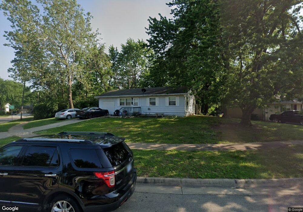 831 SE 35th St, Topeka, KS 66605 - photo 1