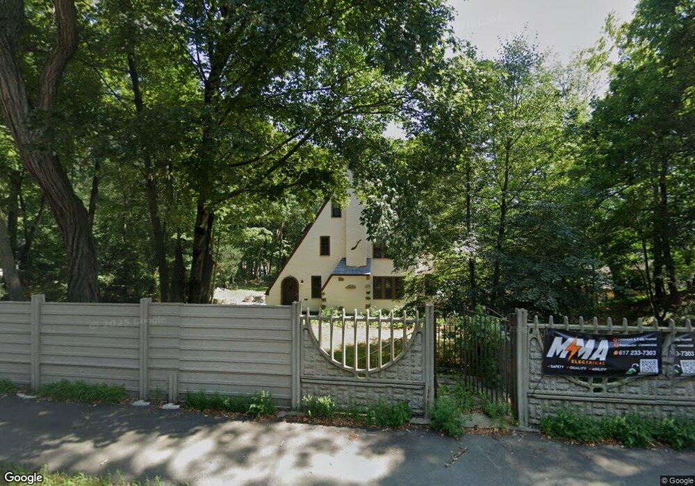 524 Worcester St, Wellesley Hills, MA 02481 - photo 1