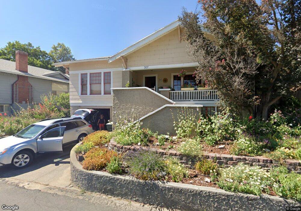 307 NW Bailey Ave, Pendleton, OR 97801 - photo 1