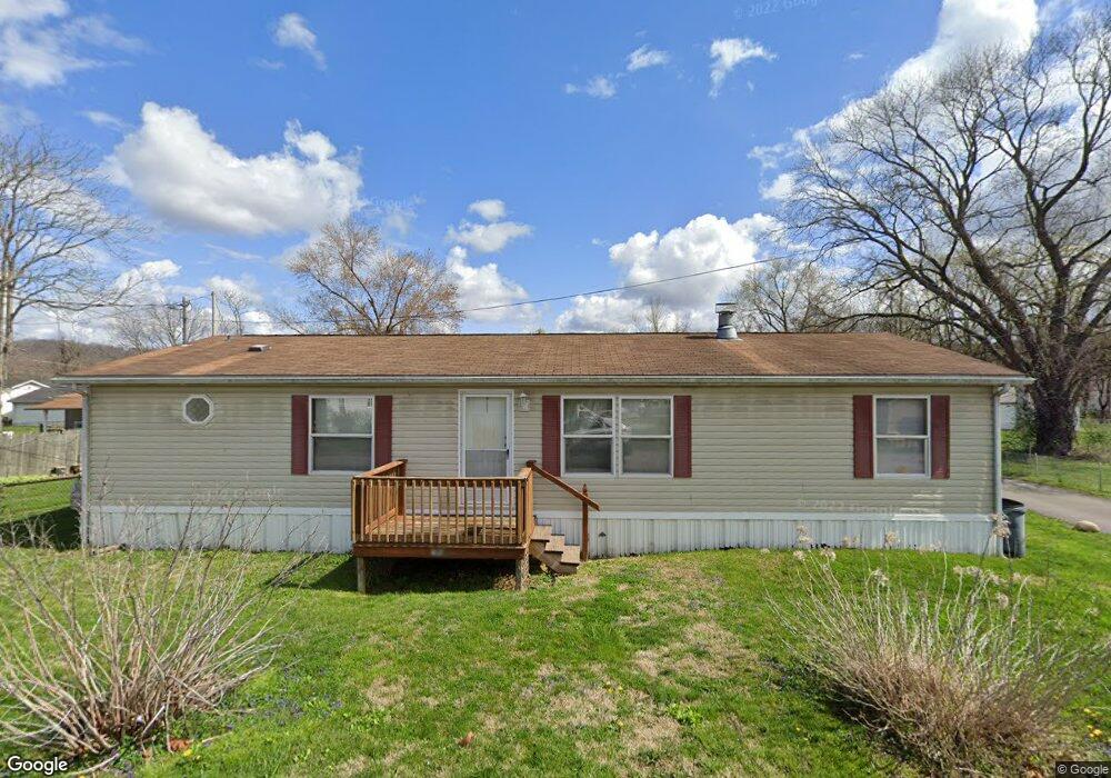 208 Marshall Ave, Dunbar, WV 25064 - photo 1