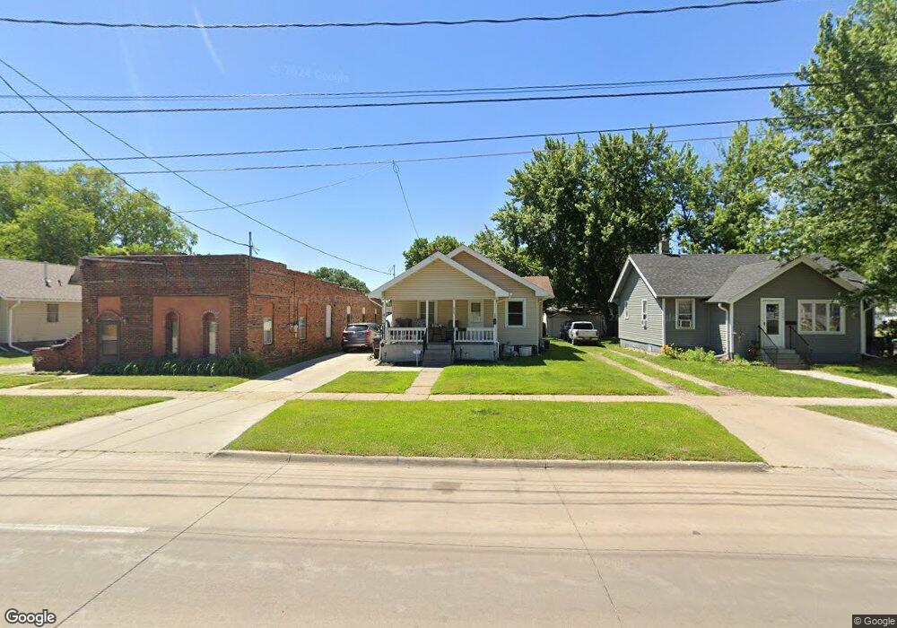 2905 E Grand Ave, Des Moines, IA 50317 - photo 1
