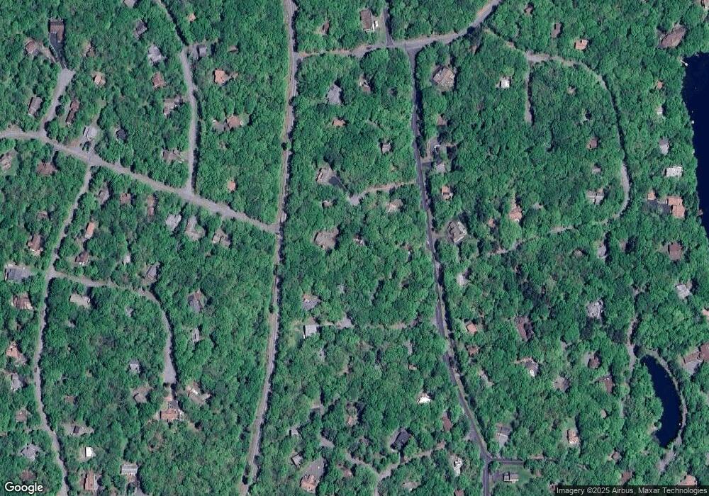 803 Wren Ct, Hawley, PA 18428 - photo 1