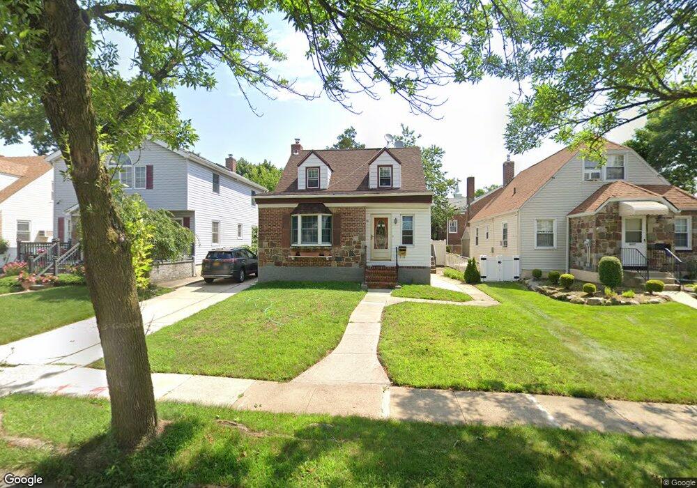 8453 247th St, Bellerose, NY 11426 - photo 1