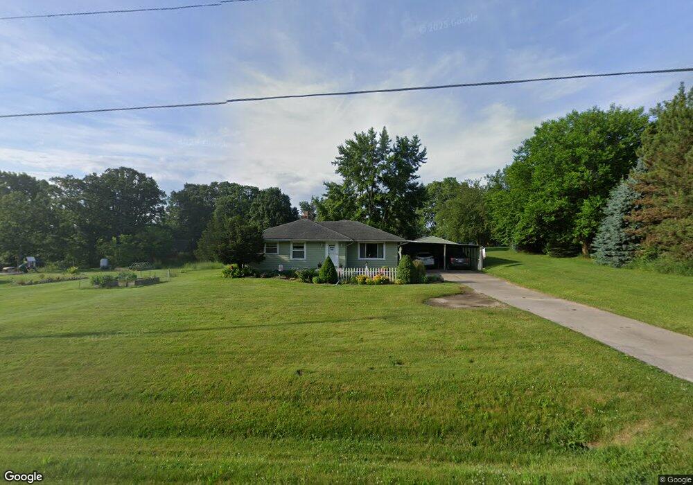 7374 E Coldwater Rd, Davison, MI 48423 - photo 1