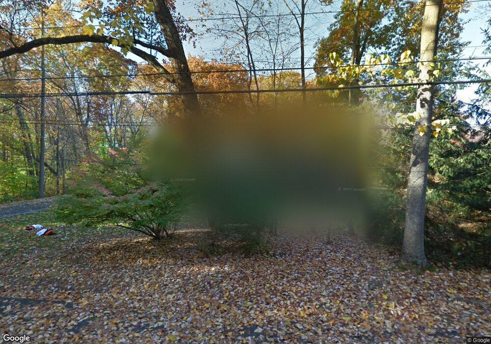 218 Riders Ln, Fairfield, CT 06824 - photo 1