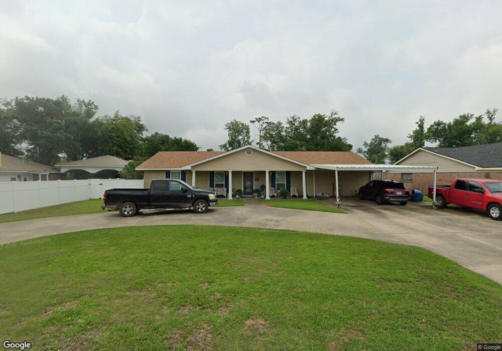 233 W Sale Rd, Lake Charles, LA 70605 - photo 1