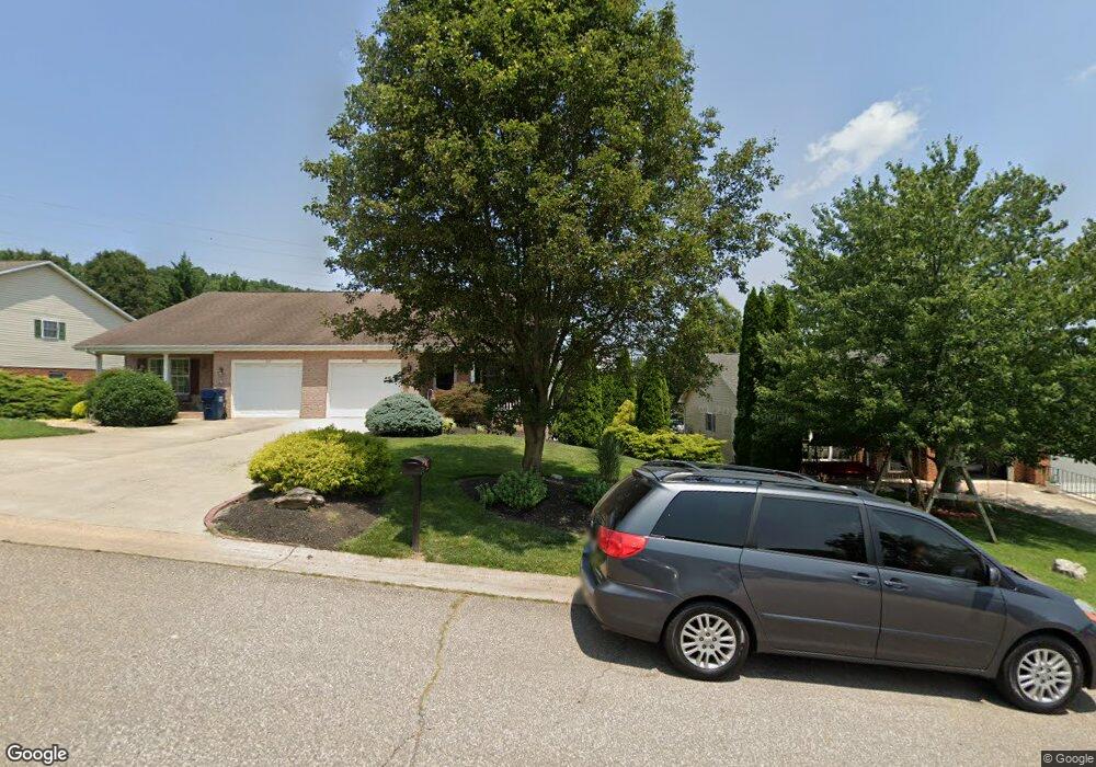 385 Diana Ct, Harrisonburg, VA 22801 - photo 1