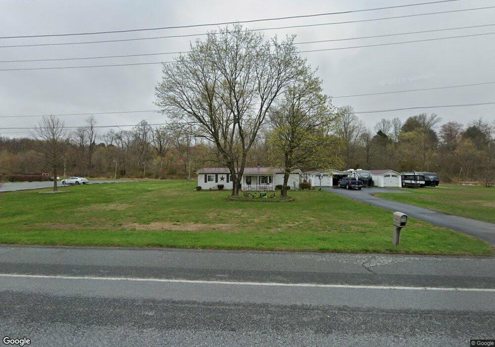 753 W Philadelphia Ave, Boyertown, PA 19512 - photo 1