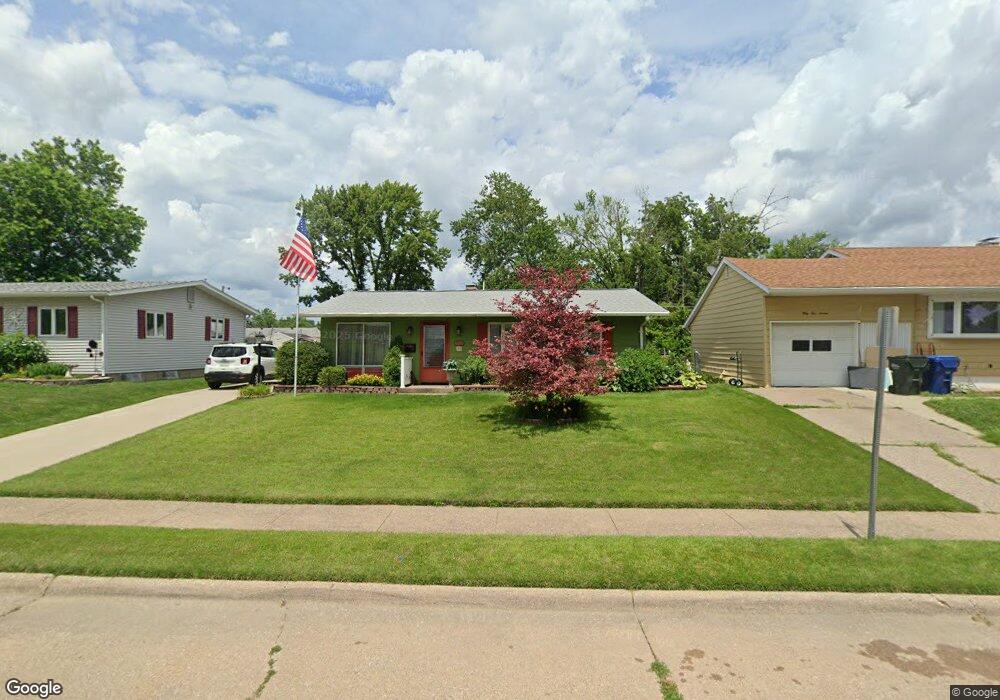 3224 W 16th St, Davenport, IA 52804 - photo 1