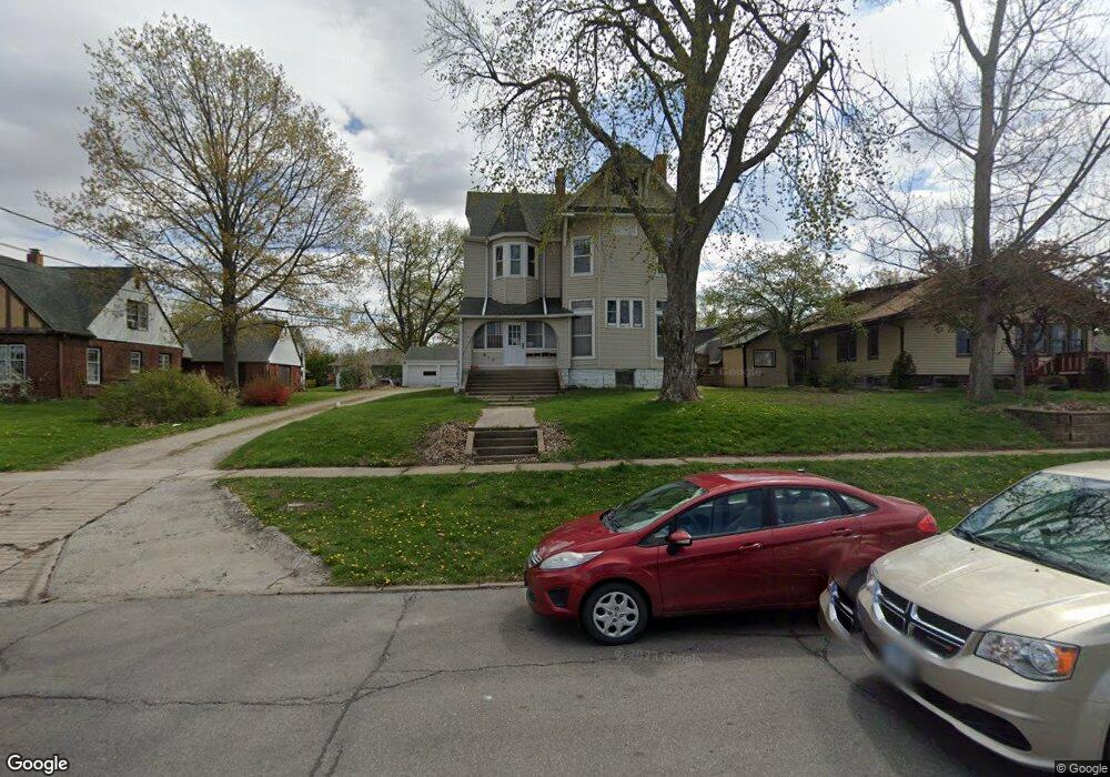 610 E 4th St N, Newton, IA 50208 - photo 1