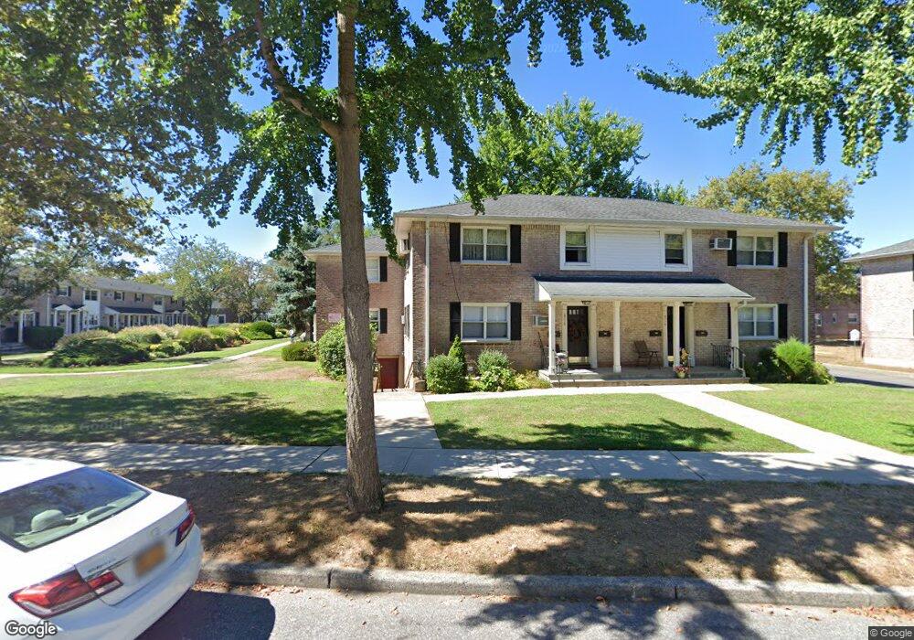 81-16 Langdale St unit 250A, New Hyde Park, NY 11040 - photo 1