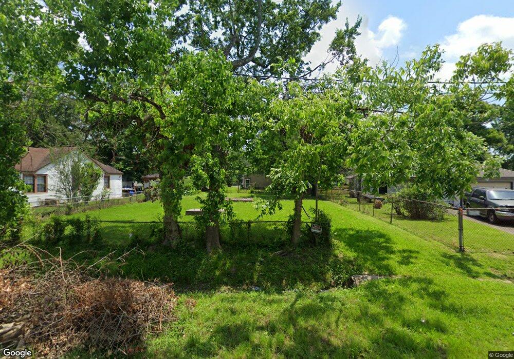 9226 Dandy St, Houston, TX 77016 - photo 1