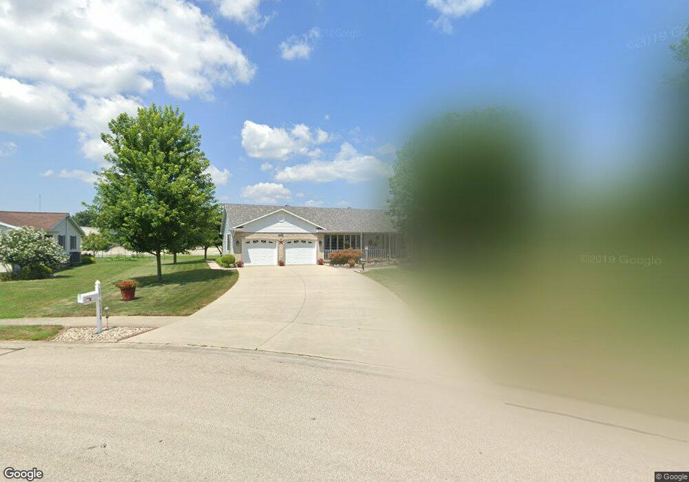 2700 Pine Hurst St, Effingham, IL 62401 - photo 1