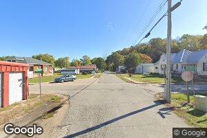 209 E 1st St, Chamois, MO 65024