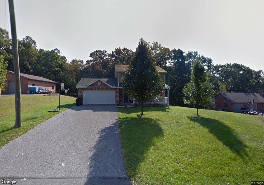 54 Carnelian Dr, Chambersburg, PA 17202 - photo 1