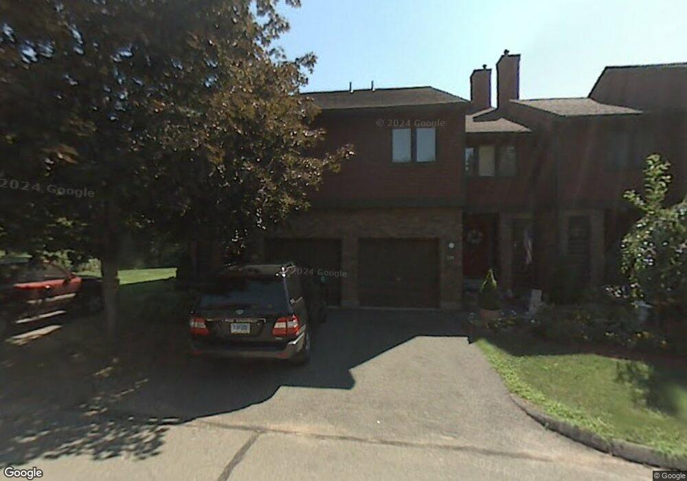 176 Hunters Ln, Newington, CT 06111 - photo 1