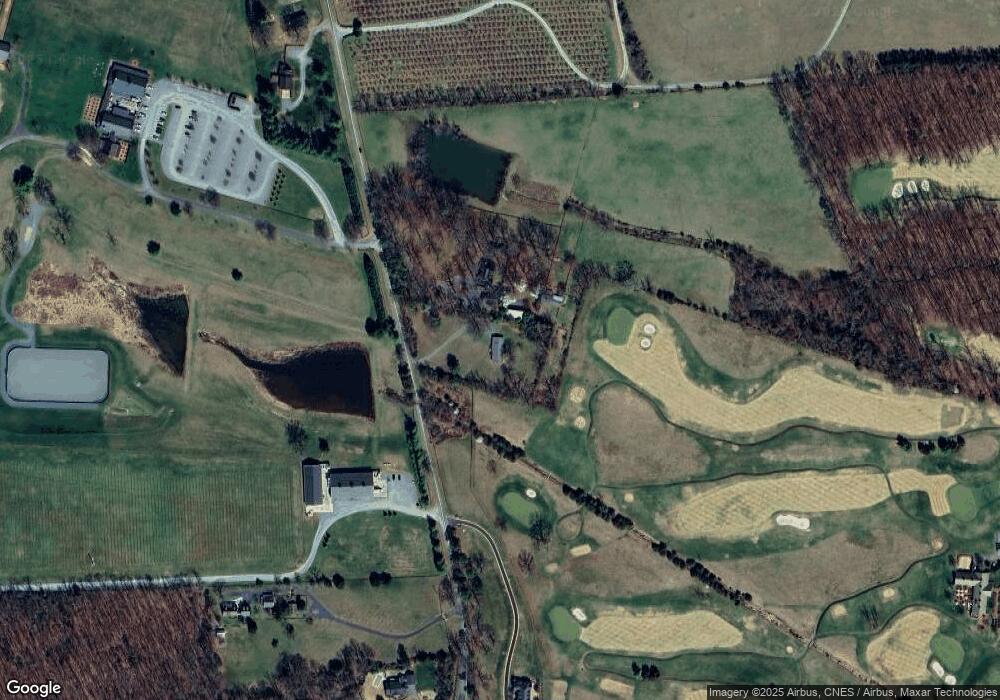 825 Half Mile Branch Rd, Crozet, VA 22932 - photo 1