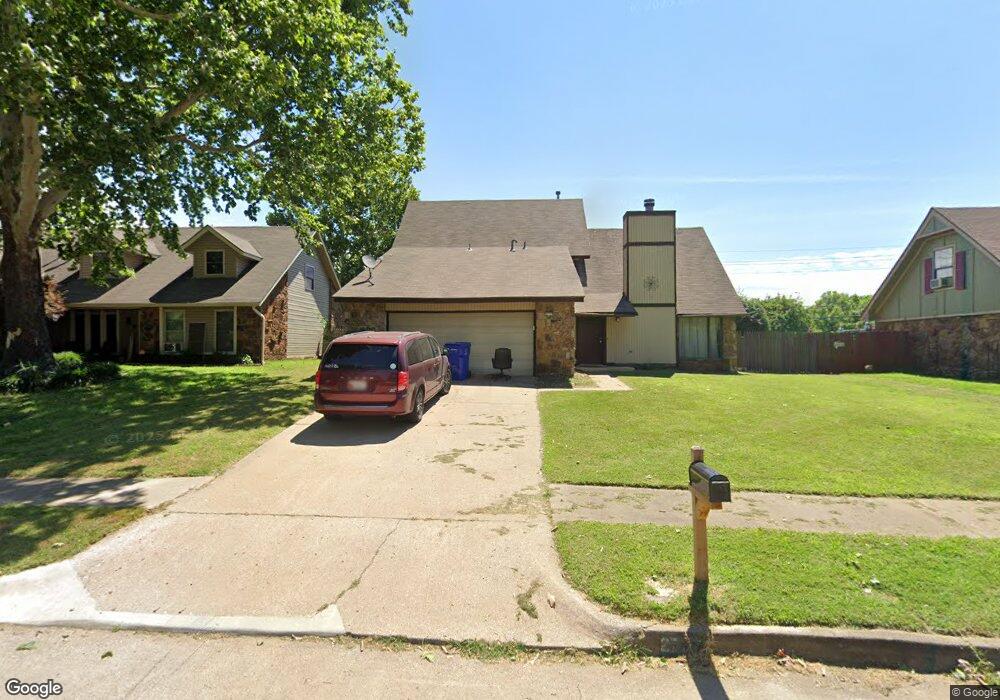 2737 S Aspen Ct, Broken Arrow, OK 74012 - photo 1