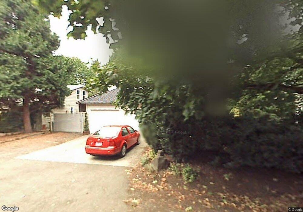 4355 Upper Dr, Lake Oswego, OR 97035 - photo 1