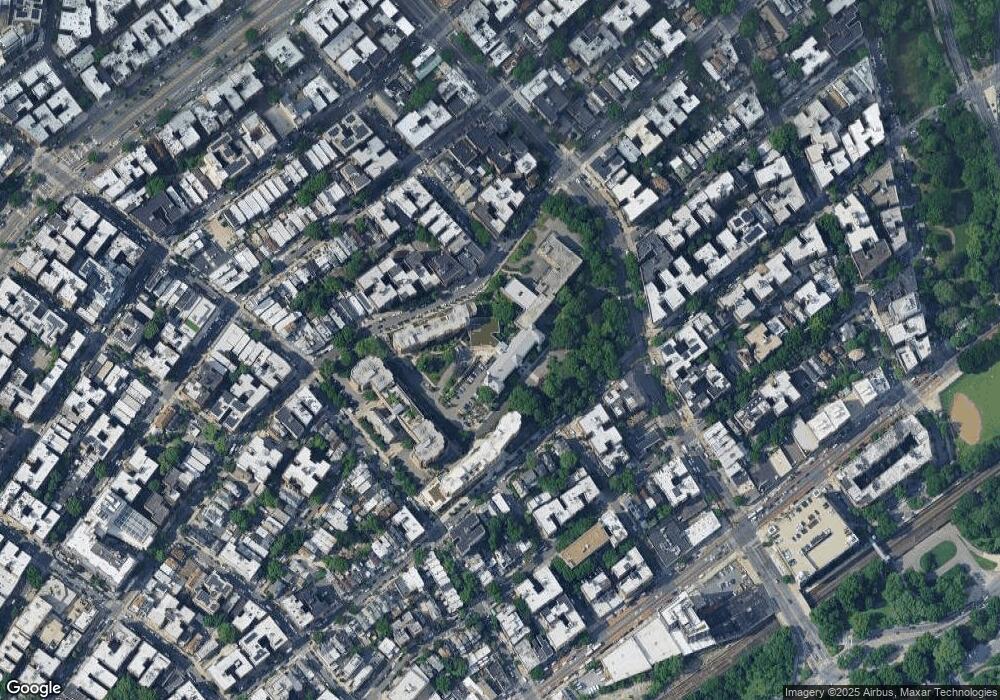 2810 Bainbridge Ave, Bronx, NY 10458 - photo 1